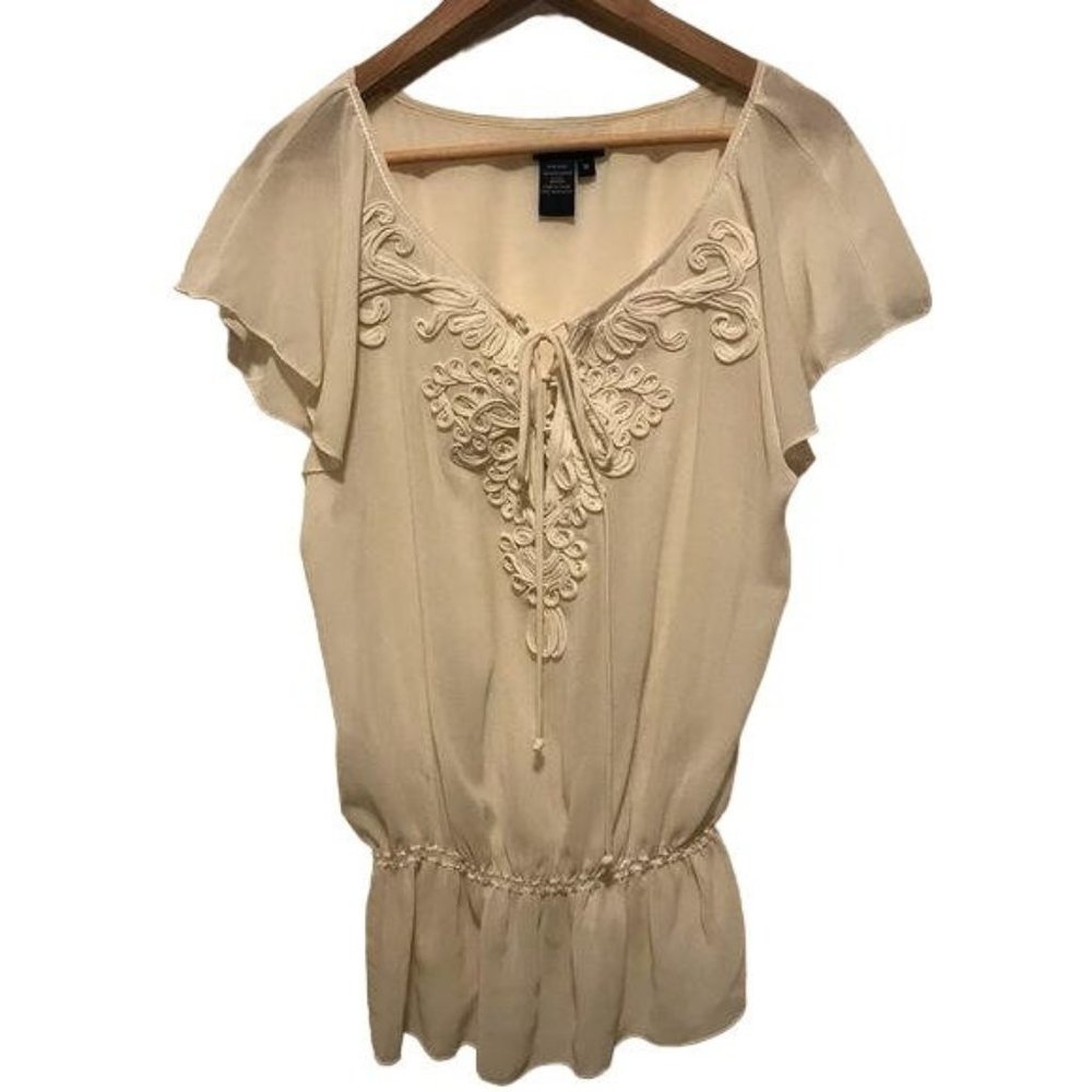 Max Edition Cream Blouse w Embroidered Neck Short Sleeve Tie Neck Size Medium